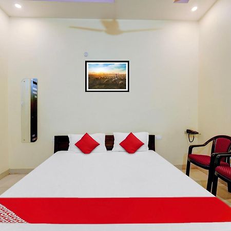 Oyo Flagship Hotel Centre Point Chhapra Dış mekan fotoğraf