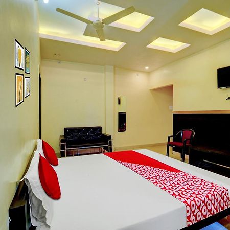 Oyo Flagship Hotel Centre Point Chhapra Dış mekan fotoğraf