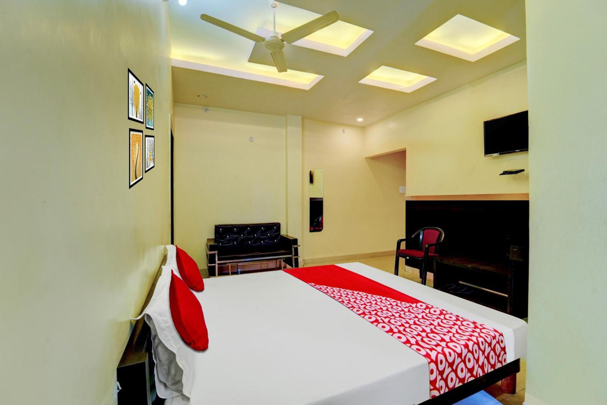 Oyo Flagship Hotel Centre Point Chhapra Dış mekan fotoğraf